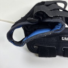 Wrist Braces Mueller & Unbranded – Adjustable OSFM Support Splints Left