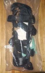 Coretech 845 OA Knee Brace Right Size Small With Manual & Angle Adjusters & Key