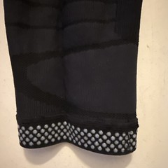 Bauerfeind Sports Compression Knee Support NBA – Lightweight Large, Black- USED