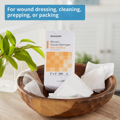 Non-Woven Sponges, Non-Sterile, 4-Ply, High Absorbency, Polyester/Rayon, 4 in X