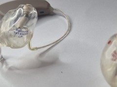 Resound GN C-1 Hearing Aids A/S Lautrupbjerg 7 DK-2750 Ballerup w/ Charging Case