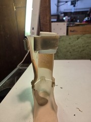Vintage Child Orthopedic Foot Brace. UNTESTED. SEE PICS