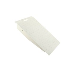 Shed Ramp 1500lb Capacity for Riding Mower 23″ x 31″ Heavy Duty Ramp Punch Plate