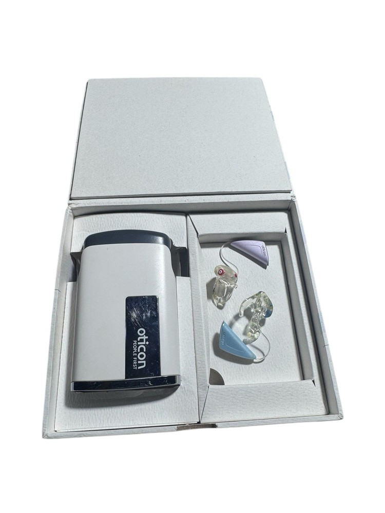 (2) OTICON HEARING AIDS RIGHT/LEFT SET. *** Read Discrimination***