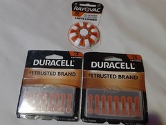 Hearing Aid Batteries Rayovac Duracell Size 13 Pack of 24 BRAND NEW..