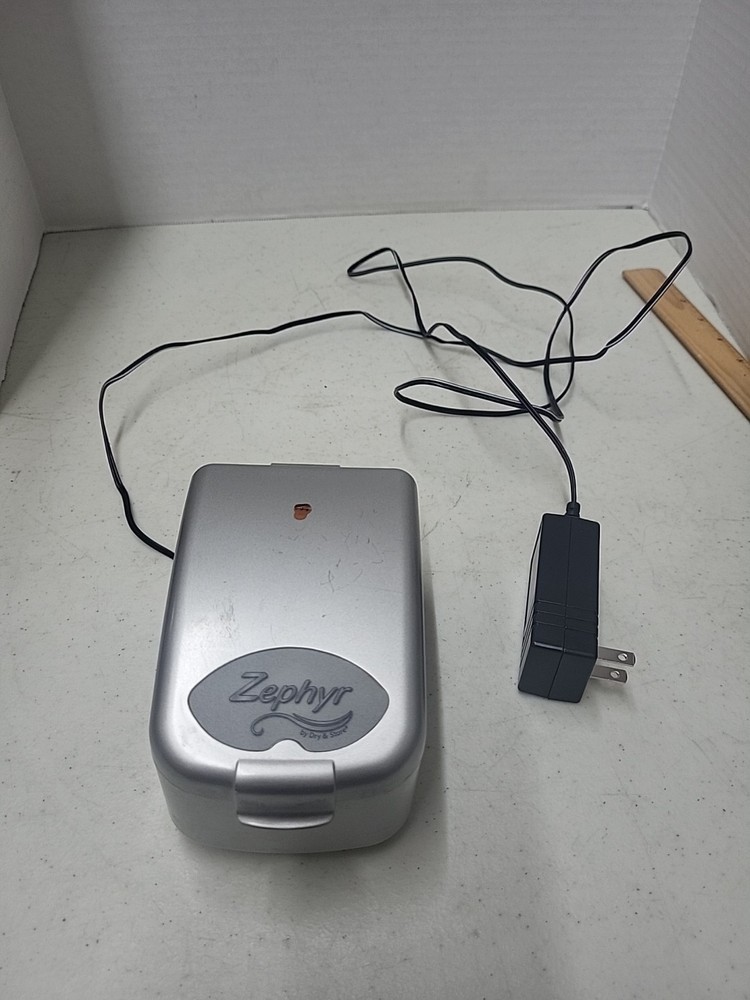 Zephyr by Dry & Store Hearing Aid Dryer and Storage