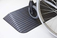 4″ Rise Solid Rubber Power Wheelchair Threshold Ramp Doorway 4″ Rise, 1 Pack