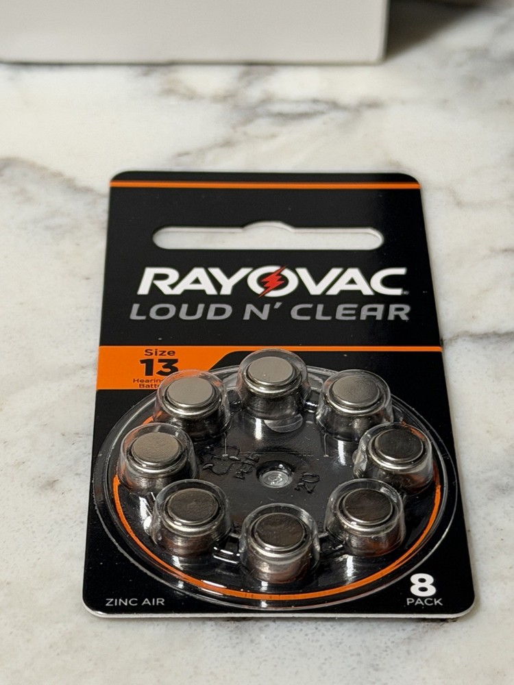 18 Packs of 8 Ray O Vac Loud & Clear hearing aid batteries sz 13, Expire 9/2027