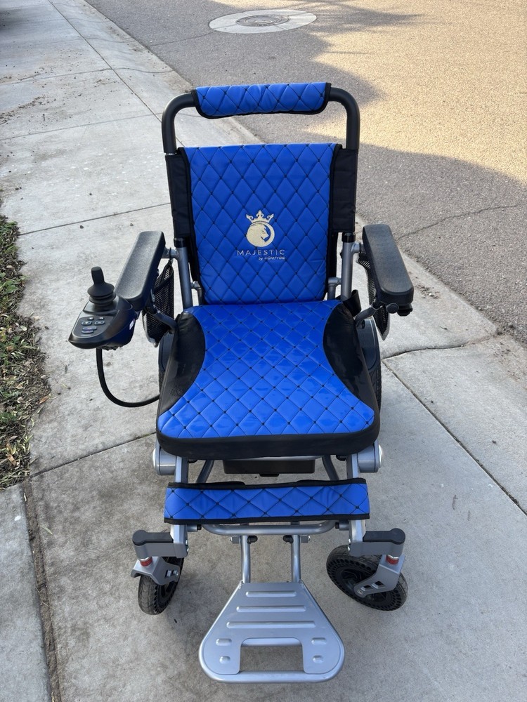 MAJESTIC IQ-7000 Auto Folding Remote Controlled Electric Wheelchair