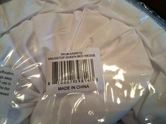SnugStop Bed Wedge Mattress Wedge Full/Queen Headboard Pillow Gap Filler White