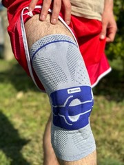 Bauerfeind GenuTrain A3 Size 2 Right Advanced Knee Joint Brace Support Patella