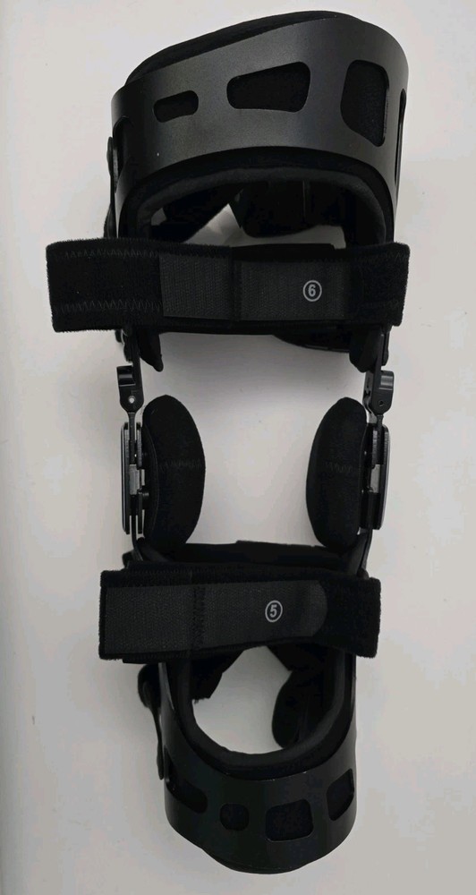 Coretech Dual 845 OA Knee Brace Medium Left SUP2079BLKLM Comfortable NEW