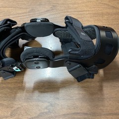 Coretech Dual 845 OA Knee Brace Right Medium SUP2079BLKRM Orthopedic Support