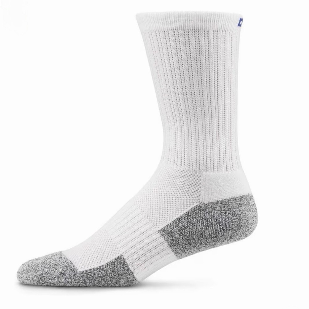 Dr. Comfort Shape to Fit Crew Length Socks Unisex White MEDIUM Lot Of 2 Pairs