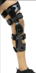 Coretech Dual 845 OA LEFT Knee Brace SMALL SUP2079BLKLS w/ 397 Suspension Sleeve