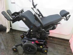 NEW QUANTUM EDGE 3 WITH POWER TILT,RECLINE SEAT ELEVATE, LEGREST *0 Miles on OD