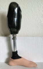 Bulldog TCA-1S Below Knee Prosthetic Leg Left Foot Size 26 Carbon Fiber Socket