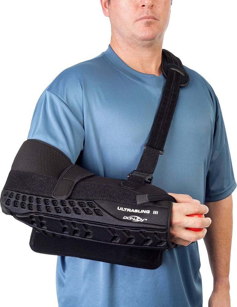 Donjoy Ultrasling III Shoulder Support / arm sling