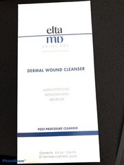 Elta MD Skincare Dermal Wound Cleaner 8oz/236mL + 21 Lint Free Cosmetic Pads New