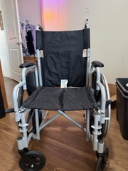 Drive Manual Wheelchair Foldable w/ Detachable Footrests Silver/Black