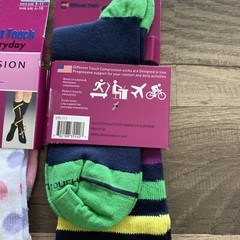 Different Touch Compression Socks – Therapeutic Performance Knee Hi 6pairs/ai