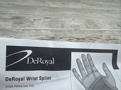 DeRoyal Black Left Wrist Splint Size: X-Large 8 inch Loop Lock Closures NEW