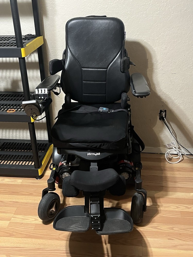 Permobil M3 Corpus Power Wheelchair Used Needs Charger. NO SHIPPING! Pickup Only