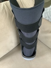 Trend Medical ActivAIR Tall Walking Boot – Size Medium (pristine)