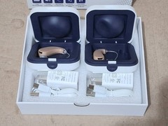 BTE Rechargeable Hearing Aids The Hearing Co. New in Box