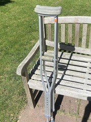 Adjustable Height Aluminum Standard Underarm Crutches w/ Underarm Pad, Gray