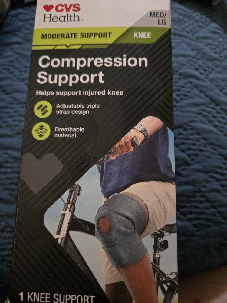 CVS Compression Support Knee Size Med / Large, Moderate Support ADJUSTABLE