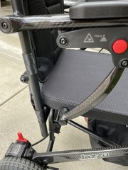 Pride Jazzy Carbon Folding Power Wheelchair Black Carbon Fiber Joystick Travel