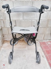 Drive Rollator F-22 Rolling Walker GV974BK-T 300 lbs plus 2 canes