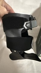 Donjoy Performance Bionic Stirrup Ankle Brace Support (Black/Small/Left)
