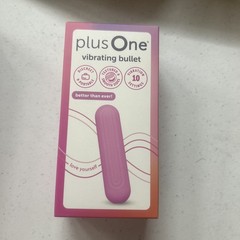 PLUS ONE VIBRATING BULLET SOFT TOUCH MASSAGER 10 SETTINGS NEVER OPENED