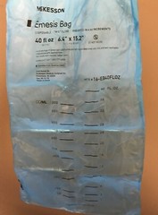 McKesson 16-EB40FLOZ Disposable Twist Close Emesis Bag 40 fl oz. – pack of 25