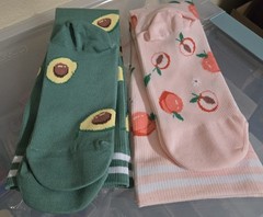 Compression Socks Stockings Knee High Unisex Size S/M 1 Pair Avocado ,1 Peach