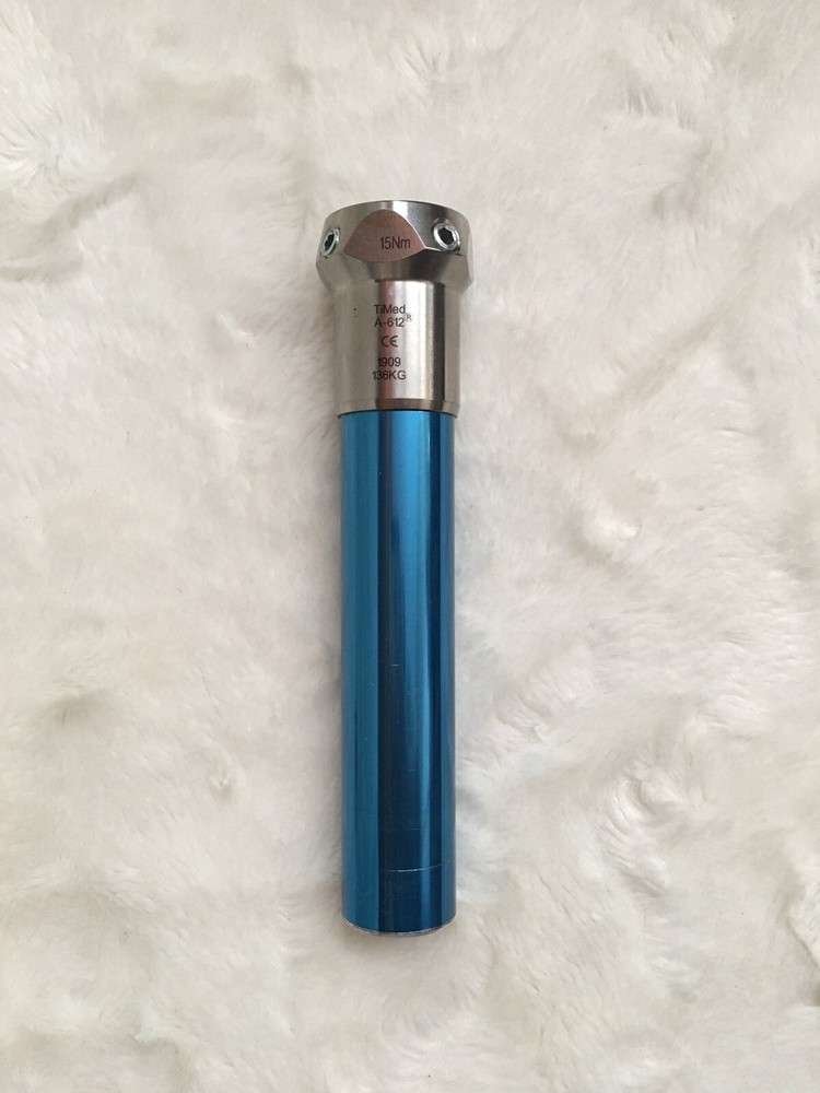 TiMed A-612 – 30mm Diameter Aluminum Pylon w/ Titanium Receiver – Good (Used)