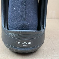 DJO Global Unisex Adult Medium XcelTrax Walking Boot Medical Fracture Air Cast
