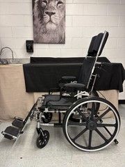 FOR CHARITY:Drive Viper Plus GT 18″ Reclining Wheelchair w Desk Arms pla418rbdda