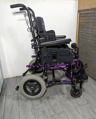 13″ Zippie by Quickie Tilt-in-Space Wheelchair – Kids/Pediatric
