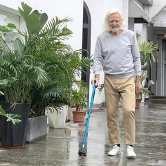 Foldable Walking Cane for Men & Women,Adjustable,Lightweight,Self Standing Pivot