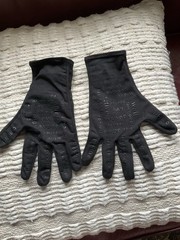 Intellinetix Vibration Therapy Gloves & Charger Large Arthritis Pain Tested, EUC