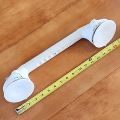 Suction Cup Grab Bar Handle Non-Slip White/Gray Plastic Rubber total length 17″.
