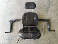 MOBILITY SCOOTER SEAT WITH SWIVEL BASE AND ARM RESTS