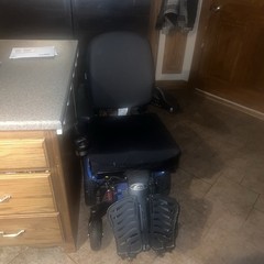 Gently Used Electric Wheelchair Power Wheelchair