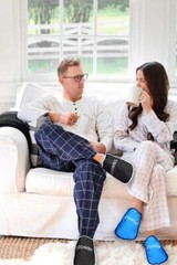 LEONNS Ice Pack Slippers for Feet -Provides Therapy for Foot Pain