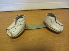 Vintage Sabel’s Denis Browne Night Splint #6 orthopedic w Pre-Walker shoes