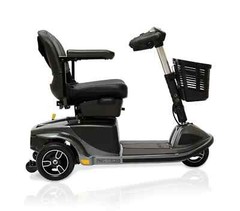 Pride Mobility REVO 3 Wheel Mobility Scooter Model: S66 + FREE Accessories!
