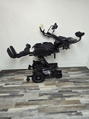PERMOBIL F5 VS POWER WHEELCHAIR,STANDING, TILT,RECLINE, LIFT, LEGS , LIGHTS.